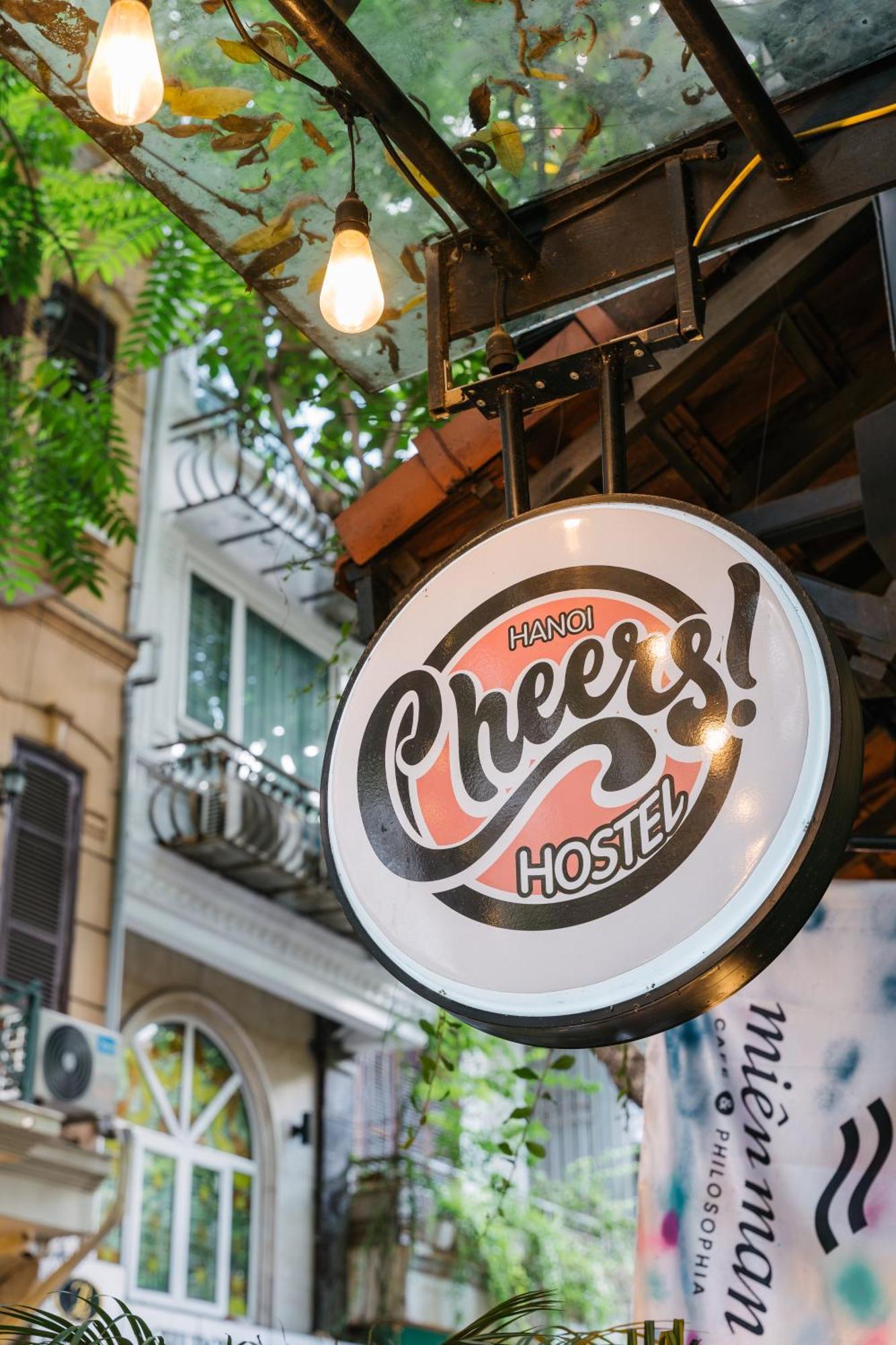 Cheers Hostel Hanoi Hanói Exterior foto